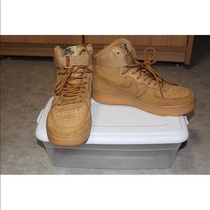 Flax Nike Air Force 1 Mid